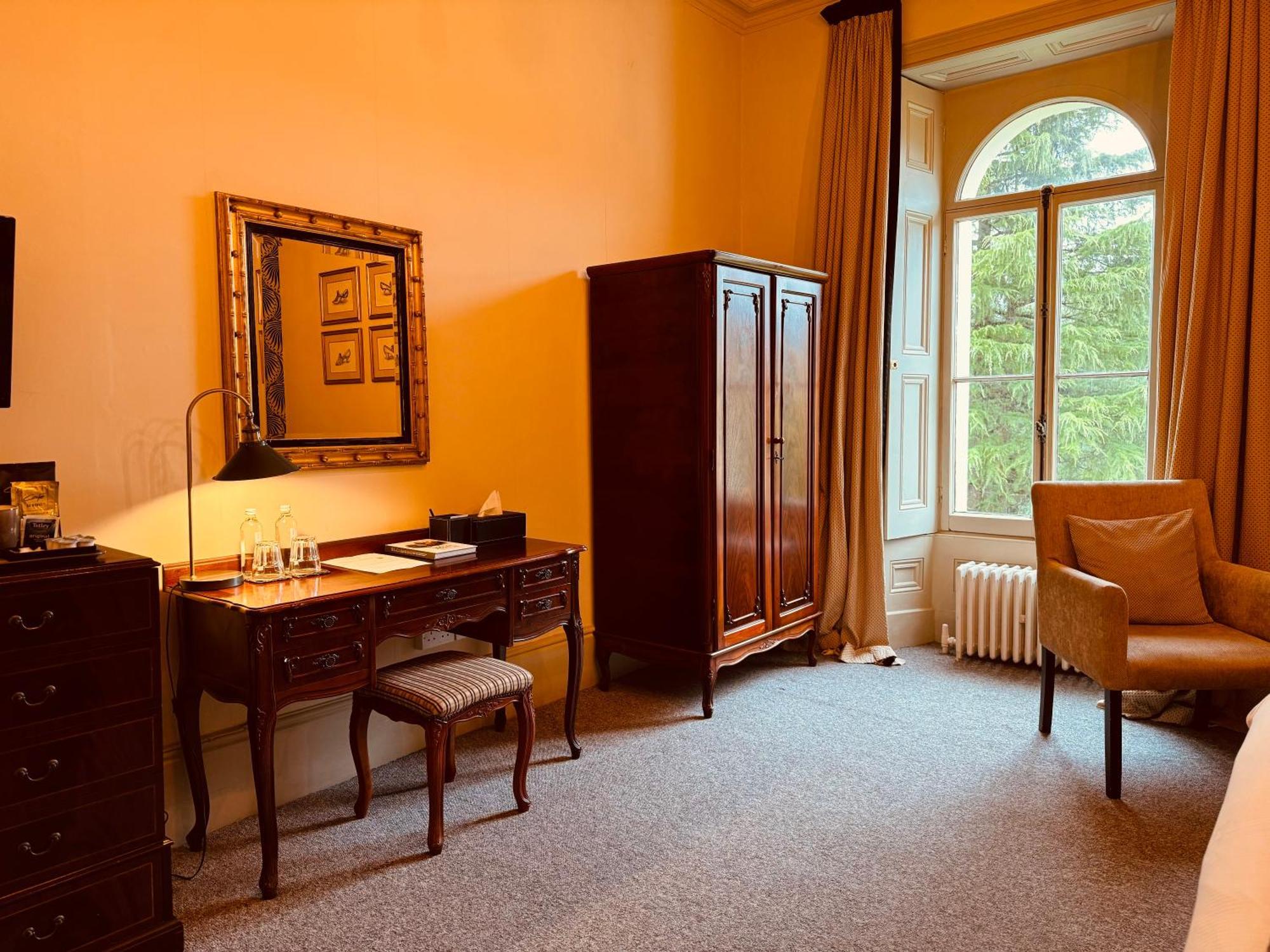 The Falcondale At Lampeter Quarto foto