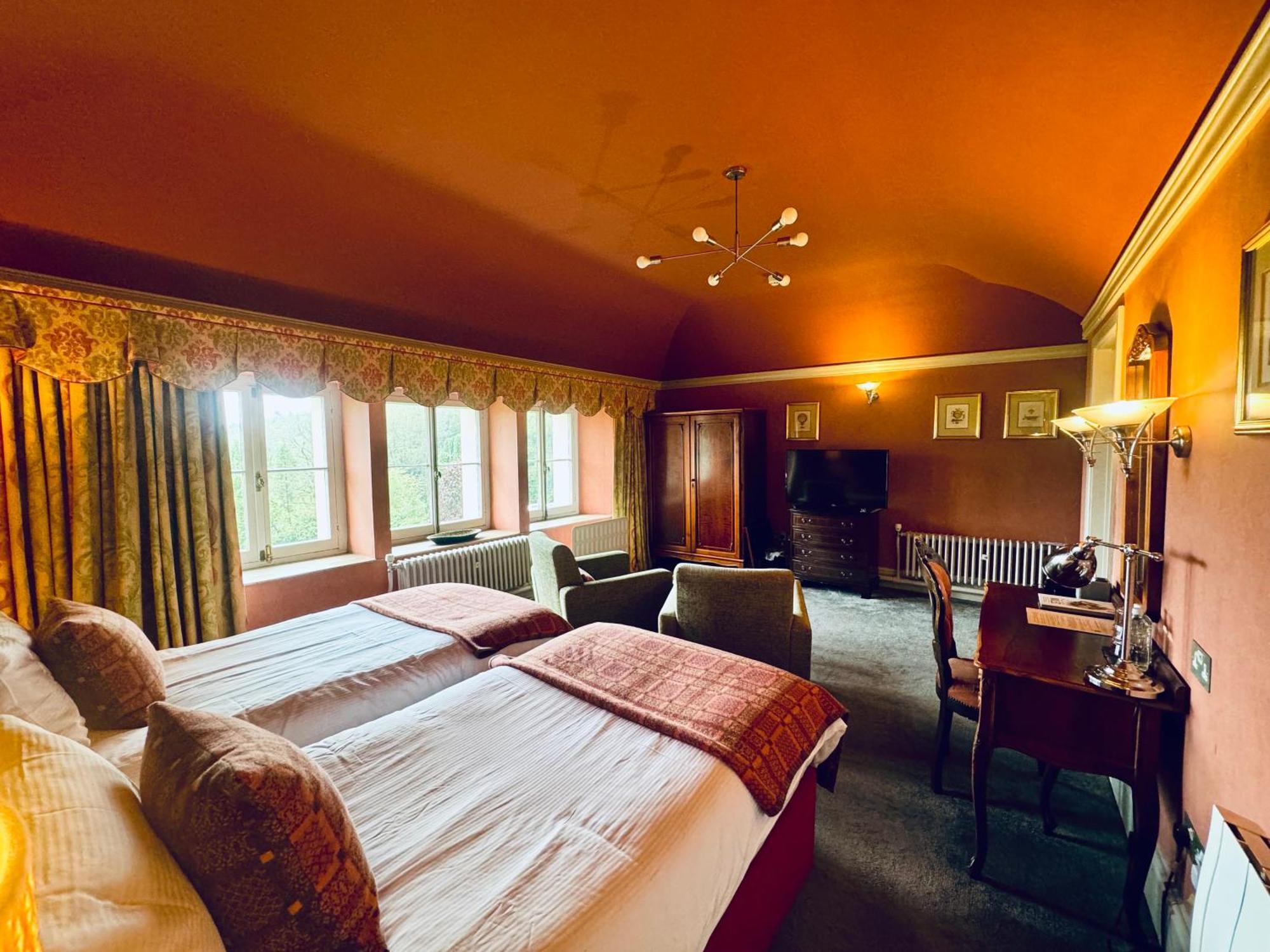 The Falcondale At Lampeter Quarto foto