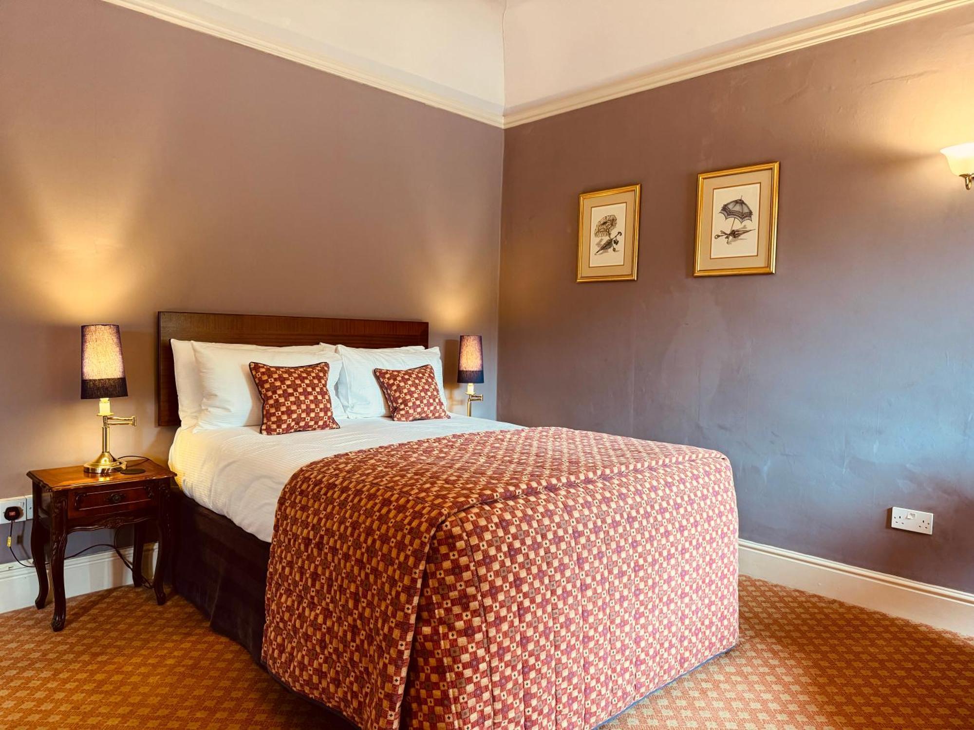 The Falcondale At Lampeter Quarto foto