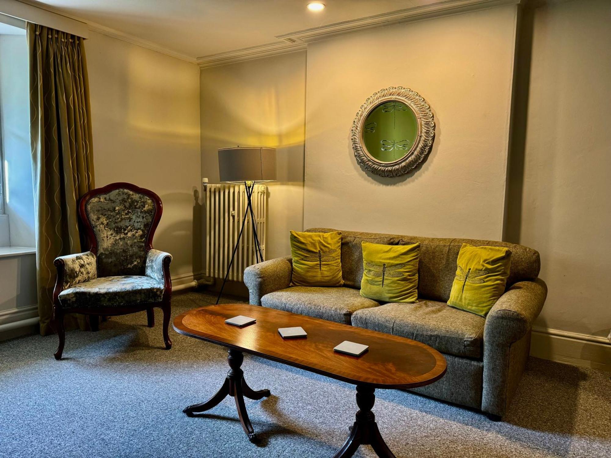 The Falcondale At Lampeter Quarto foto